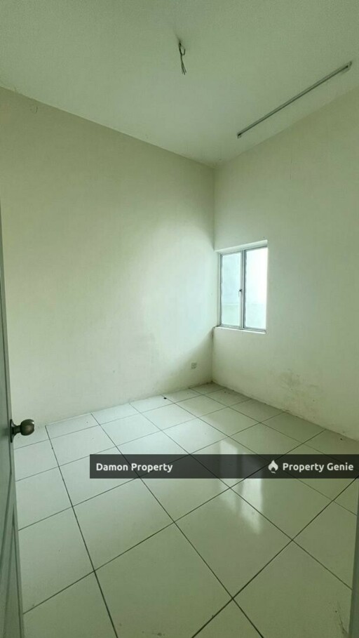 Lahat Mines Lakeside New Condition Double Storey House Sale