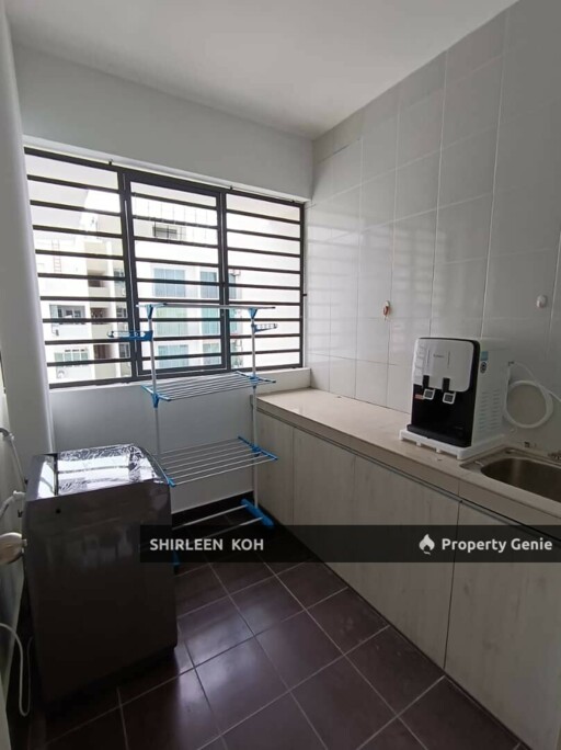 Room for Rent at Aliff Avenue @ Damansara Aliff Tampoi