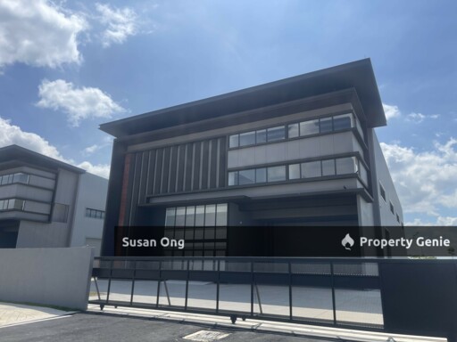 Rent-Elmina semi D factory corner-200amp