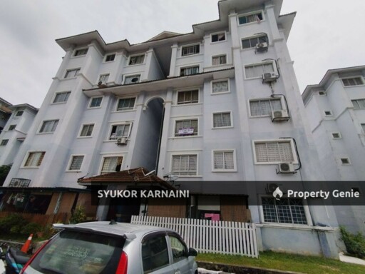 Pangsapuri Warnasari  Blok Jasmin Puncak Alam