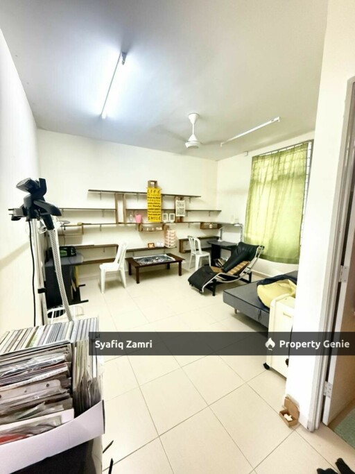 SEMI-D PUJ INDERA SEMPURNA, KUANTAN