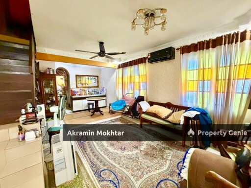END LOT & FULLY RENOVATED | 3 Storey Terrace Taman Seraya Ampang