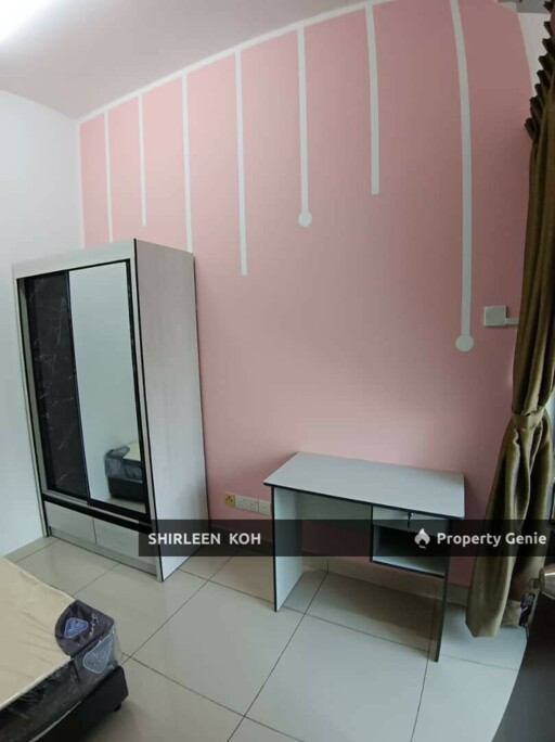 Female Room for Rent at Suriamas Suites @ Larkin JB Town
