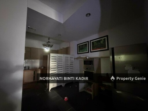 SEMI-D KLUSTER 2 TINGKAT UNTUK DIJUAL DI TAMAN MAHKOTA PUTRA, INDERA MAHKOTA 8, KUANTAN, PAHANG.