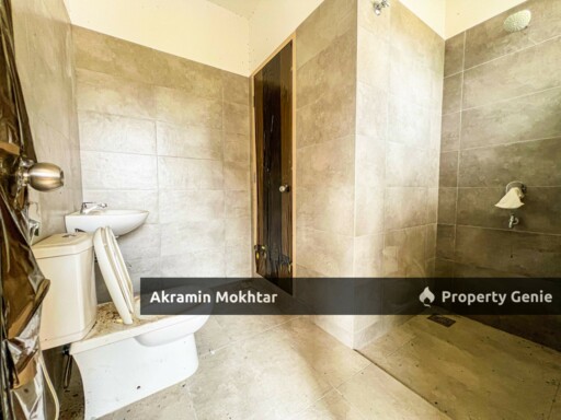 Freehold & Corner Lot | 2 Storey Terrace House Serene Heights Semenyih