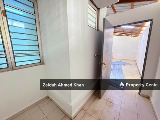 PUNCAK SAUJANA KAJANG DOUBLE STOREY HOUSE FOR SALE FREEHOLD CORNER LOT