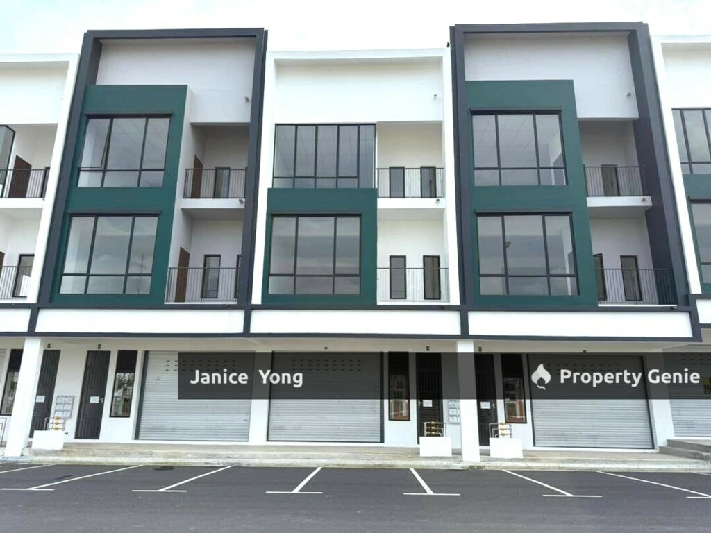 Austin Crest @ New Shoplot Phase 3