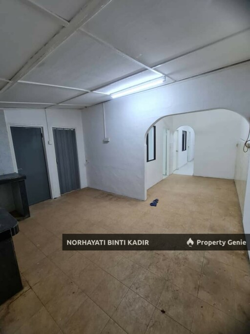 (RENOVATED) SINGLE STOREY TERRACE LORONG SERI MAHKOTA 33, BATU 12, JALAN GAMBANG, KUANTAN