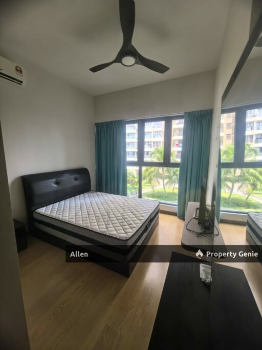 Bay Point @ Country Garden Danga Bay