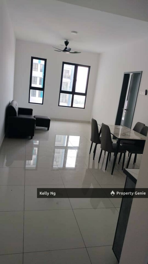 Trio Residence At Bandar Bukit Tinggi Klang Partly Furnished For Rent