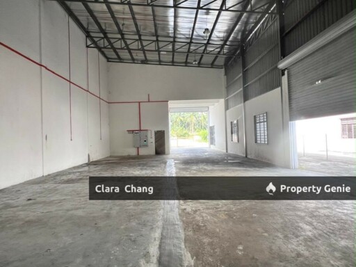 De Hoff Park @ Tmn Perindustrian Ulu Pulai 1.5 Storey Semi D Factory