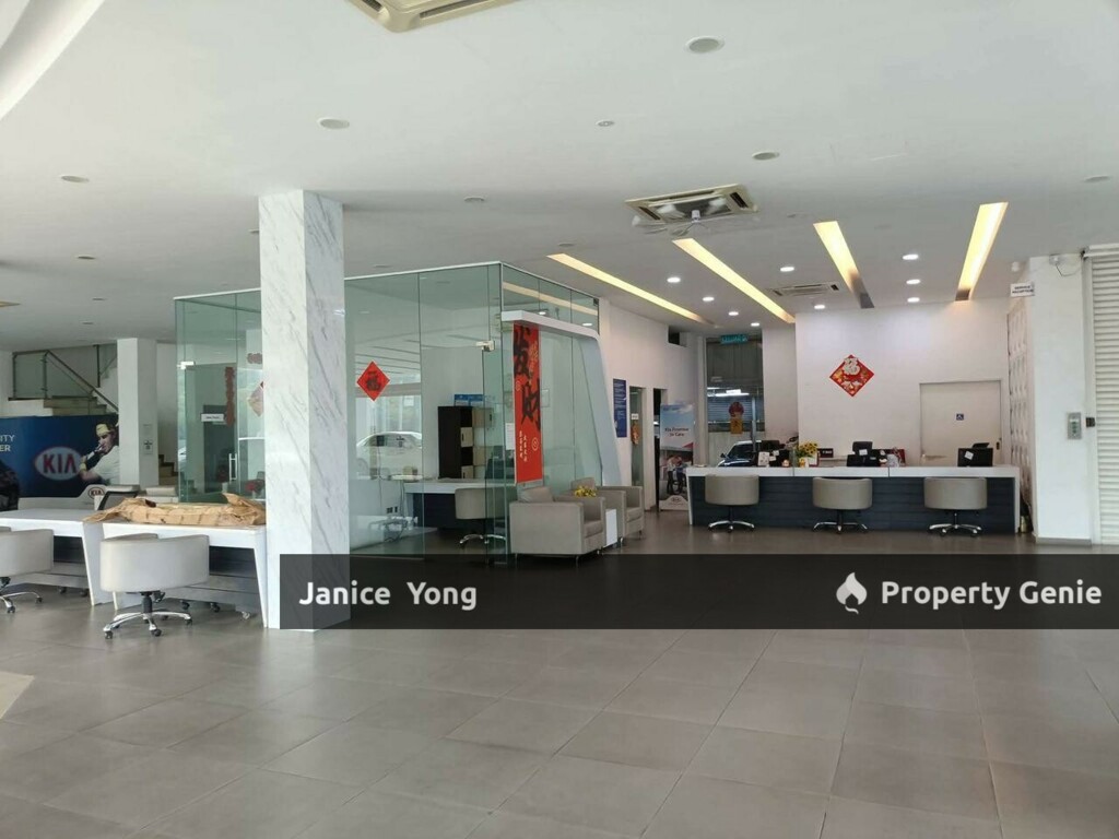 Taman Bayu Puteri Permas Jaya @ 2 Storey Detached Showroom