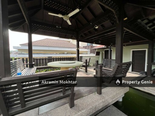 RENOVATED & PARTIAL Furnished Double Storey Bungalow Desa Pinggiran Putra Putrajaya.
