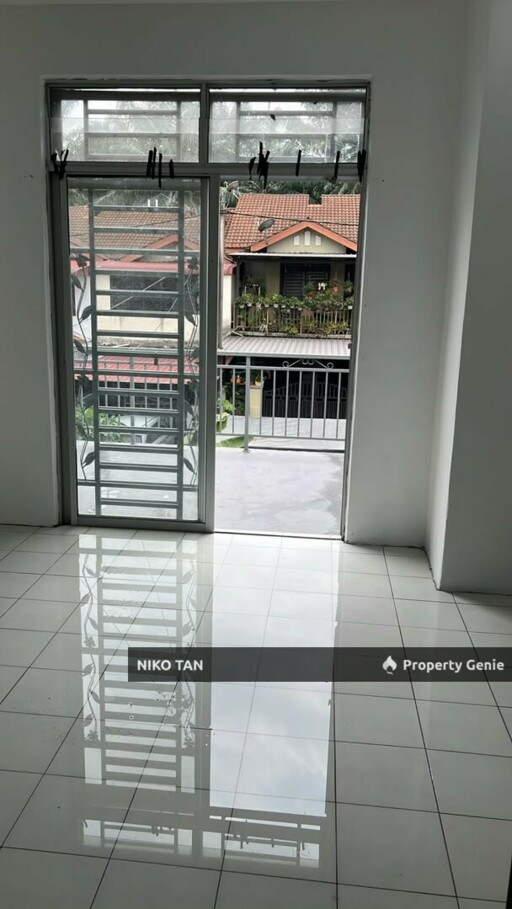 Jalan Scientex Double Storey Kelapa Sawit Kulai For Sale