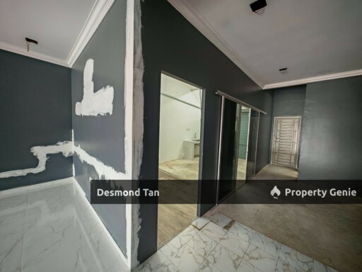 Seremban 2 Centrio Facing Mainroad Gfloor (Below Market Value), Ikon, Uptown Avenue, Plazo S2 Height