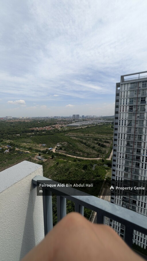Lakefront Homes Cyberjaya Full Furnish