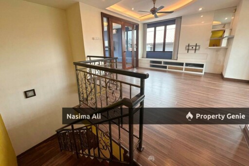 Facing Park- Bungalow 3 Storey, Bandar Rahman Putra, Sg Buloh