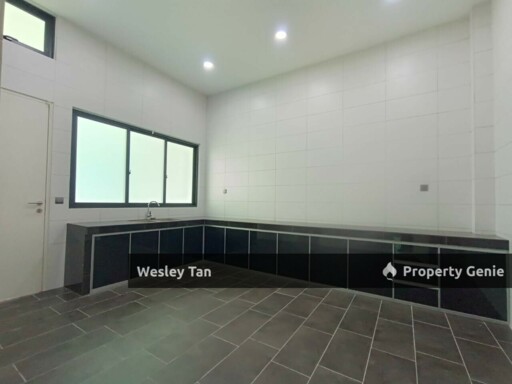 Ujong Pasir 8 Residence Freehold 2 Storey Semi-D Seaview For Sale