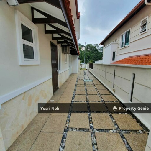 2 Storey Bungalow @ Tropicana Indah