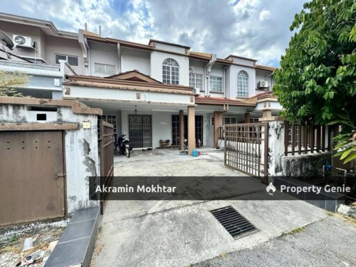 Freehold & Renovated | Double Storey Terrace D'Sentral, Bandar Seri Putra, Bangi.