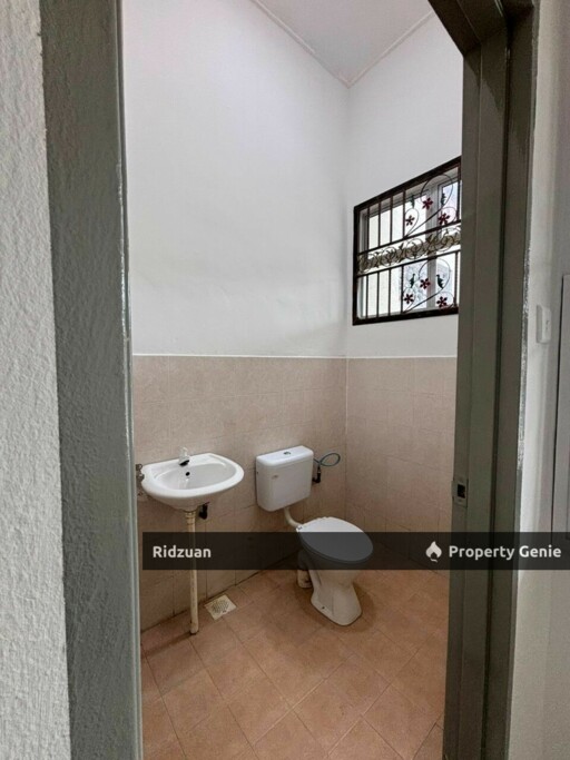 Single Storey House, Taman Putrimas, Simpang Renggam