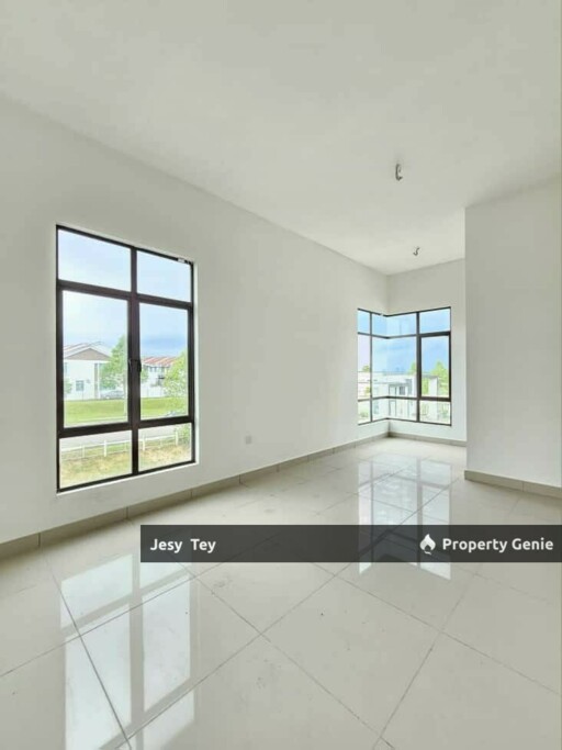 Taman Seri Austin Double Storey Endlot Sales