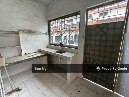 Taman Gaya / Ulu Tiram / 1.5 Storey Terrace / G&G