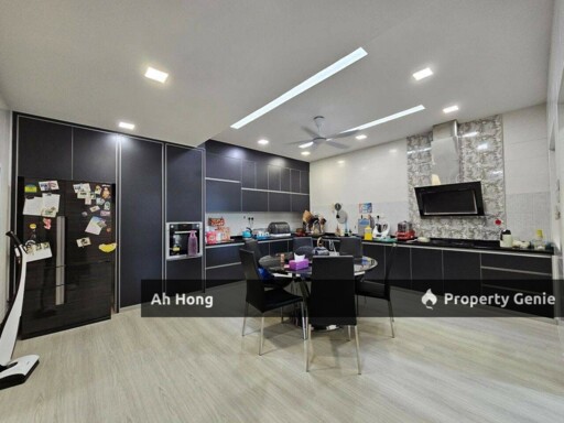 For Sale / Renovated Kuat‼️Impian Emas / Double Storey Semi D / Freehold / G&G