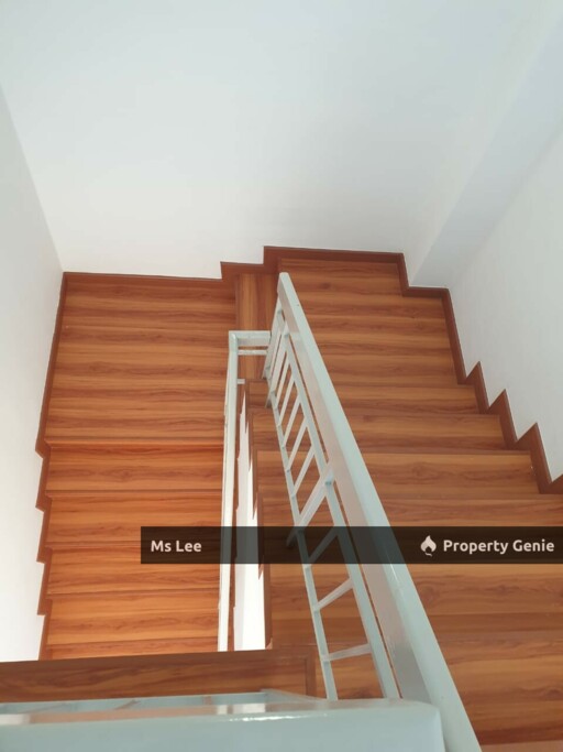 Renovated 2 Storey House @ Bandar Puteri, Klang - Sale Below Bank Value Rm142k