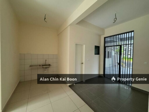 Nassim Heights Ampang Selangor 3 Storey Terrace House For Sale
