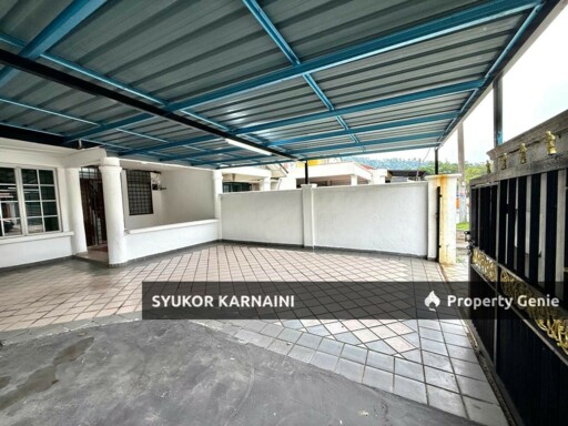 Double Storey Terrace Jalan Daisi, Bukit Sentosa, Rawang