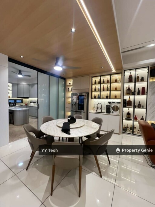 8 Residence 2.5 Storey Superlink