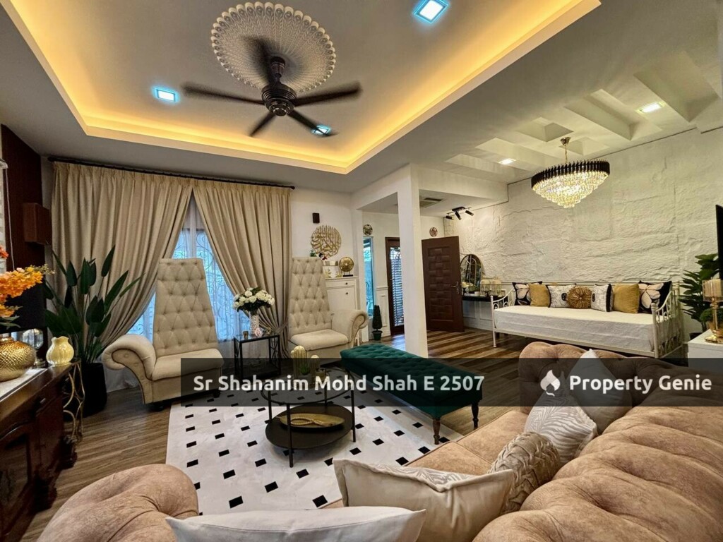 2 Storey Semi D Taman Ixora Salak Tinggi, Sepang