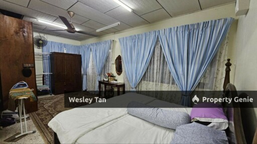 Ayer Keroh Fully Extended 5 Rooms Semi D Corner 54x80 Non Bumi 3-phase