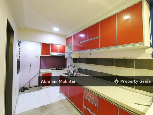 RENOVATED & 2 PARKING | PANGSAPURI DAMAI SEKSYEN 25 SHAH ALAM