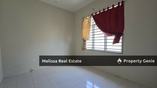 Corner House Huge Space For Rent in Kuantan