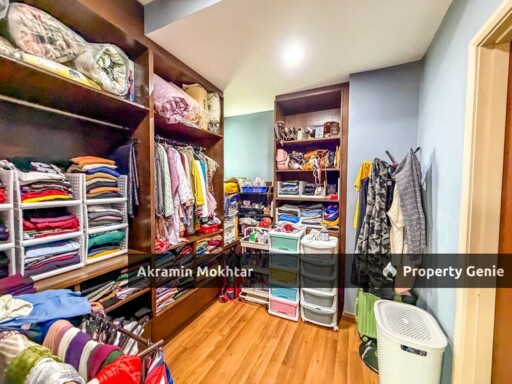 Freehold & Fully Renovated | 3 Storey Bungalow Putra Residence @ Bukit Rahman Putra, Sg Buloh