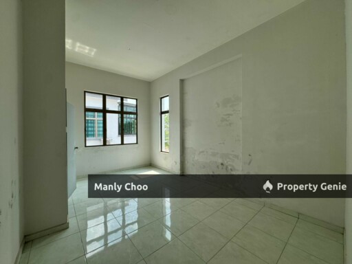 CORNER Double Storey Desa Cheng Perdana Bare Unit Taman Merdeka GJH