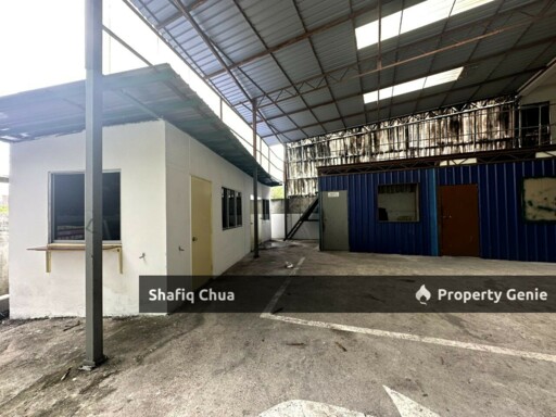 3 Storey Corner Semi D Factory Perindustrian Tekno, Seksyen U8, Shah Alam