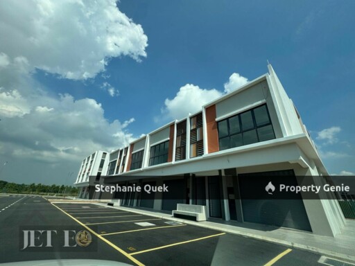 2 Storey Brand New Shop Lot @ Bandar Rimbayu U2 Uptown Square For Rent