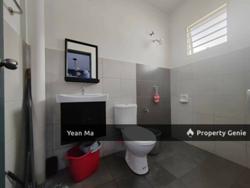 2 Storey Terrace Sari Alamanda Sungai Choh Rawang Renovation Unit For Sale