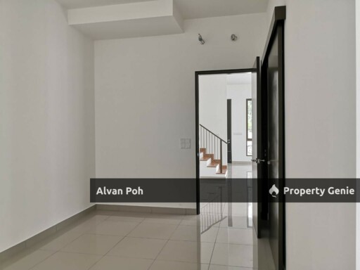 New Semi-D 2 Storey House