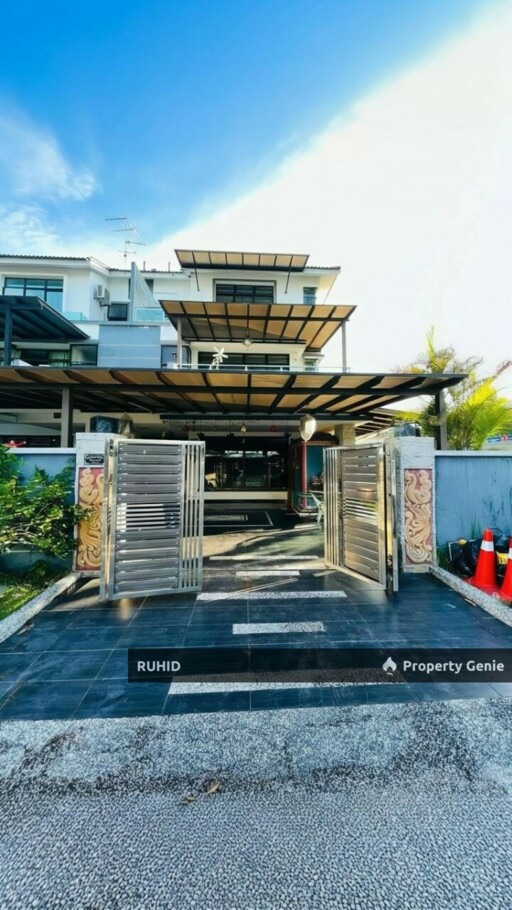 Renovated 3 Storey Cluster House, Taman Skudai Indah | Non-Bumi