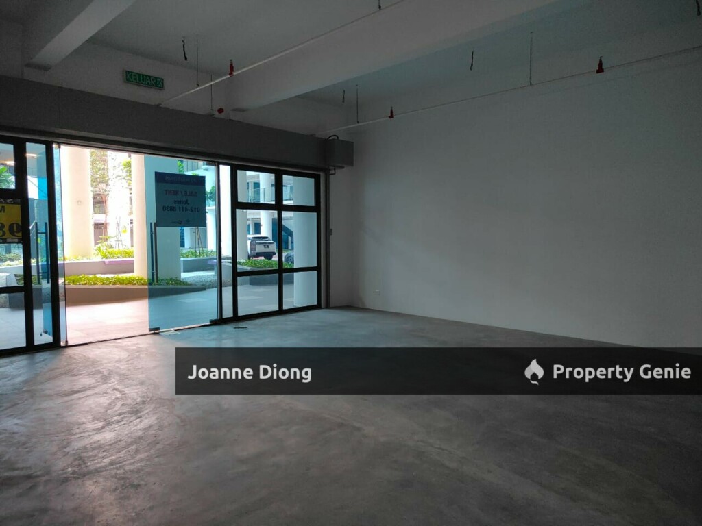 PJ MID TOWN-GRD FLR SHOP