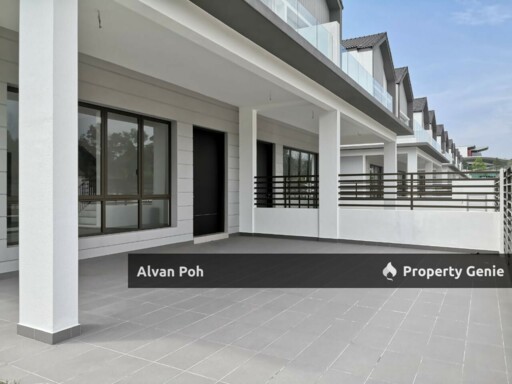 New Semi-D 2 Storey House