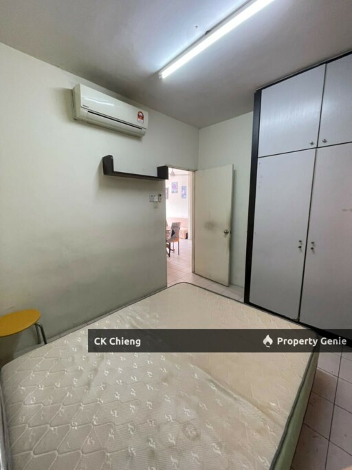 Casa Subang Rent, 3 Rooms Partly Furnished, Subang USJ 1