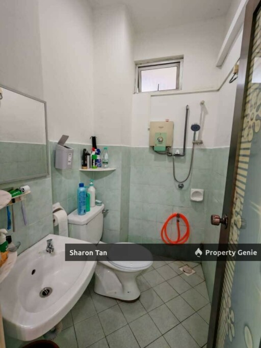 Bayu Puteri 1 Apartment Tmn Bayu Puteri JB Near Mid Valley 15 Min To CIQ