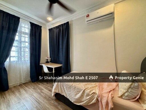2 Storey Semi D Taman Ixora Salak Tinggi, Sepang