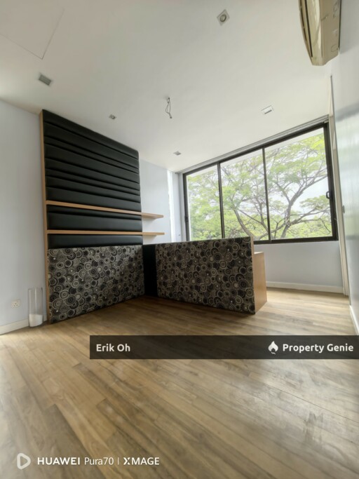 Luxury 3-Storey Corner Bungalow with Pool @ Twin Palm Sungai Long- For Sale