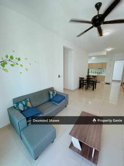 FOR SALE‼️Meridin Bayvue Apartment